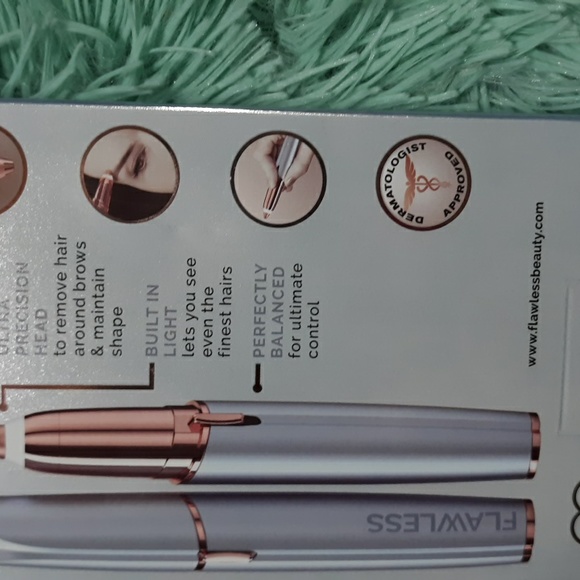 ((NEW)) Finishing Touch- Flawless Brows - Picture 8 of 15